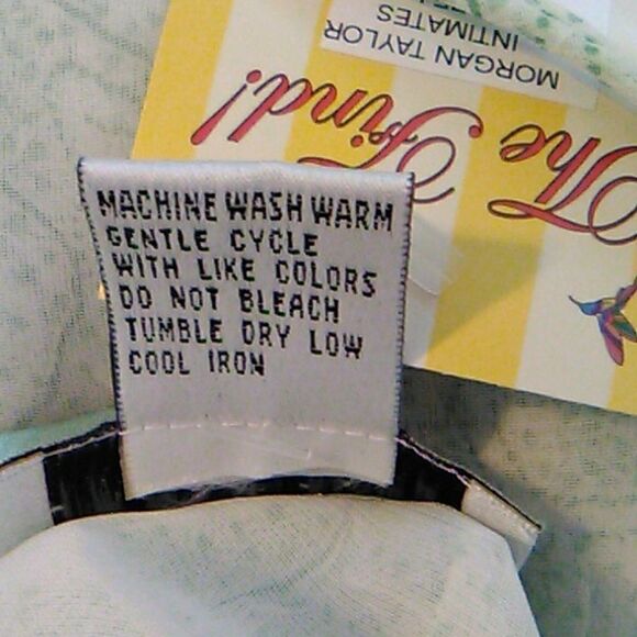 Morgan Taylor Intimates Two Piece Set - Picture 9 of 15